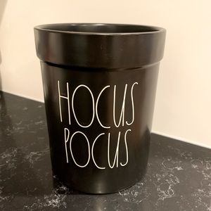 Rae Dunn Hocus Pocus Utensil Crock